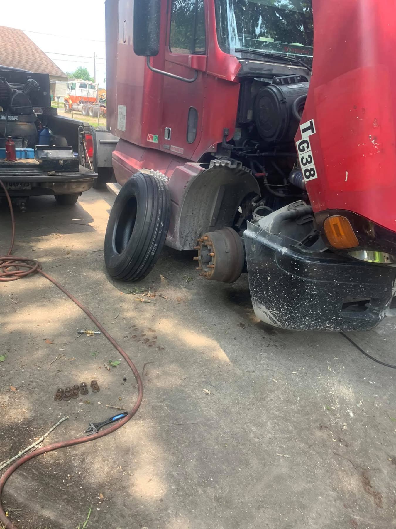 R & R Shuttle And Towing Services (14)